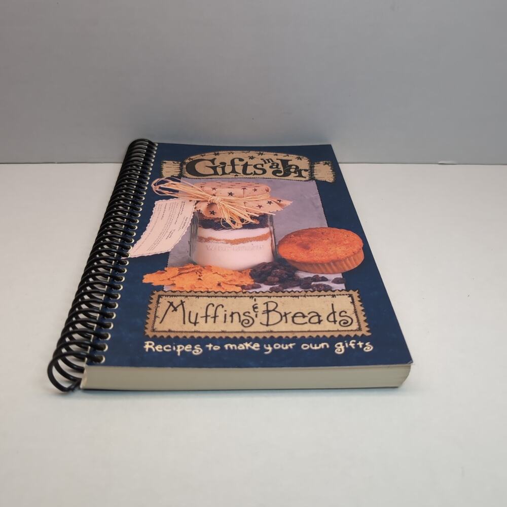 Gifts In A Jar Muffins And Breads Recipes To Make Your Own Gifts Spiralbound - Picture 6 of 10